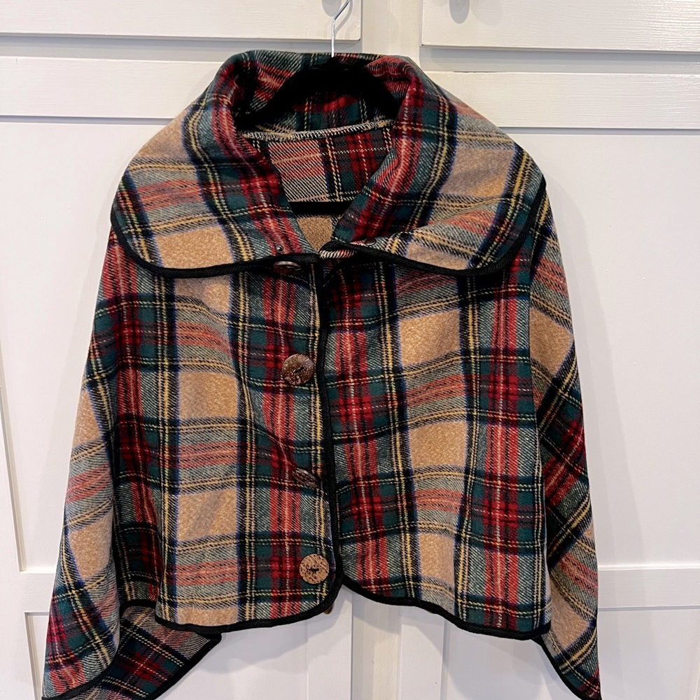 Green & Red Plaid Poncho. Wool. One size